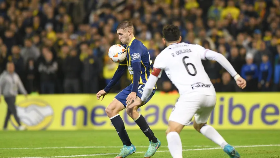 Copa Libertadores: Rosario Central goleó a Caracas y definirá mano a mano con Peñarol