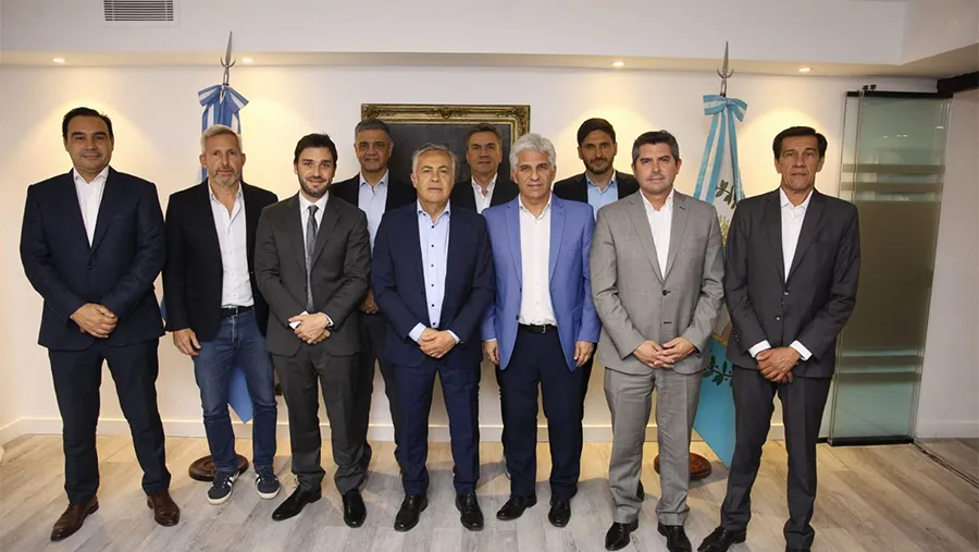 Imagen de archivo de los 10 gobernadores de Juntos por el Cambio.