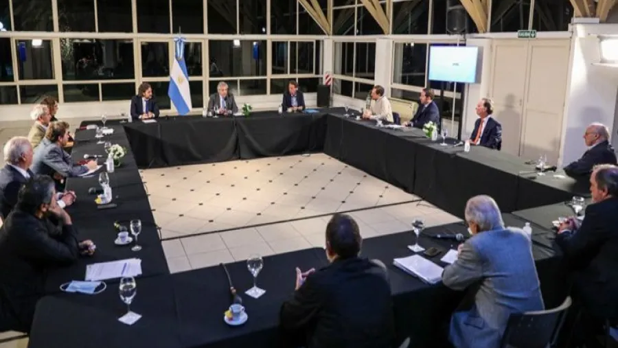 El gobierno inicia el diálogo con gremios y empresarios para analizar precios y salarios El gobierno inicia el diálogo con gremios y empresarios para analizar precios y salarios