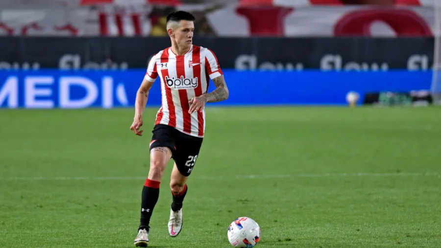 Abel Balbo espera por el entrerriano Leonardo Godoy para definir equipo en Estudiantes