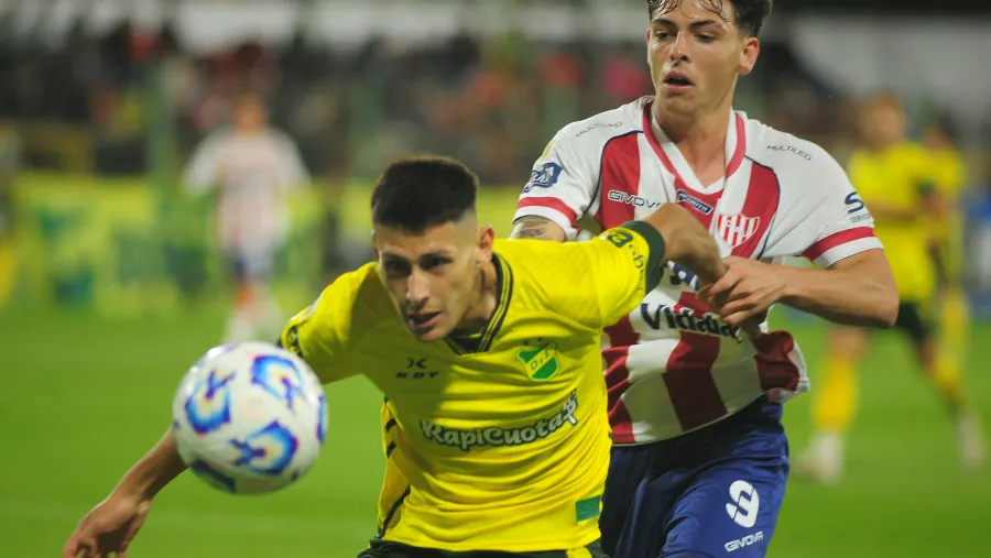 Unión empató con Defensa y Justicia en la despedida del "Kily" González