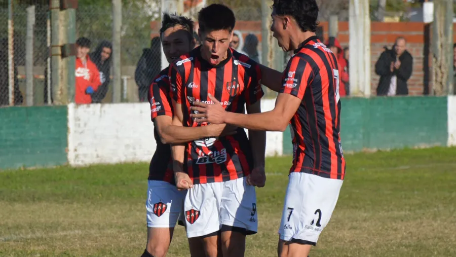 Patronato ganó en Oro Verde y mantuvo su liderazgo en la Liga Paranaense de Fútbol Patronato ganó en Oro Verde y mantuvo su liderazgo en la Liga Paranaense de Fútbol