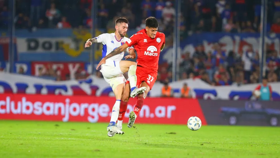 Fútbol: Tigre y Belgrano quedaron a mano en el Monumental de Victoria