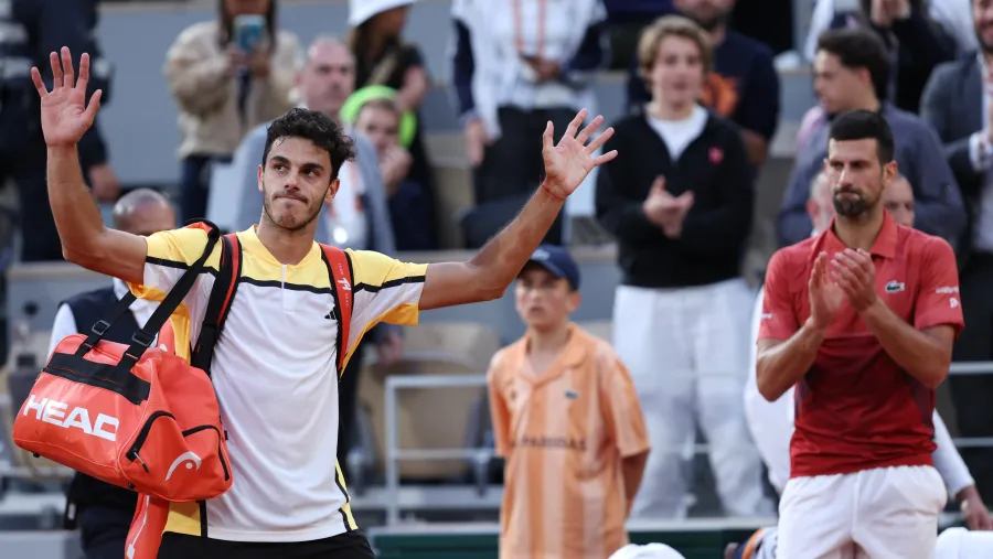 Tenis: Cerúndolo tuvo contra las cuerdas a Djokovic, pero se despidió de Roland Garros Tenis: Cerúndolo tuvo contra las cuerdas a Djokovic, pero se despidió de Roland Garros
