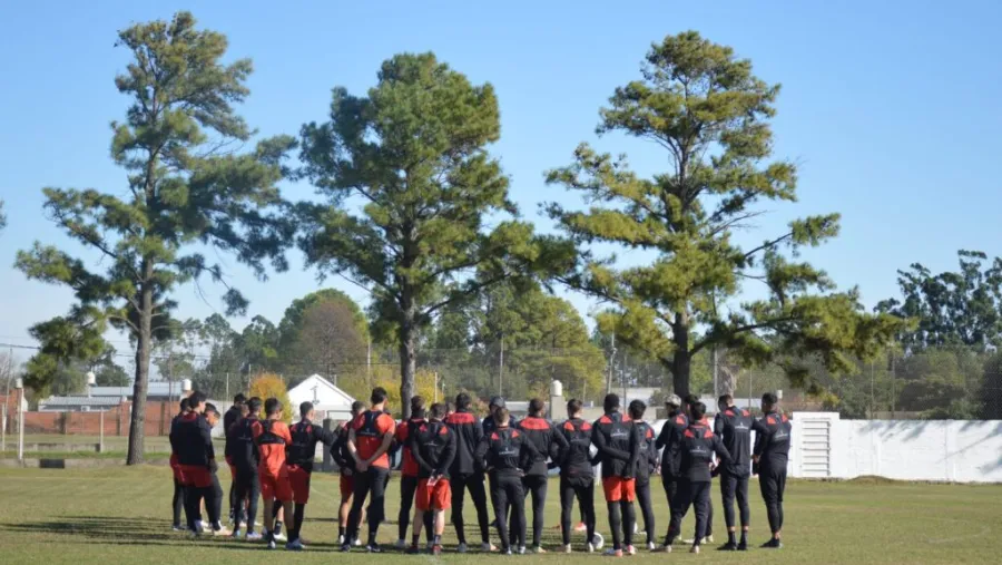 Primera Nacional: Patronato inició este lunes una semana de concentración y doble turno Primera Nacional: Patronato inició este lunes una semana de concentración y doble turno