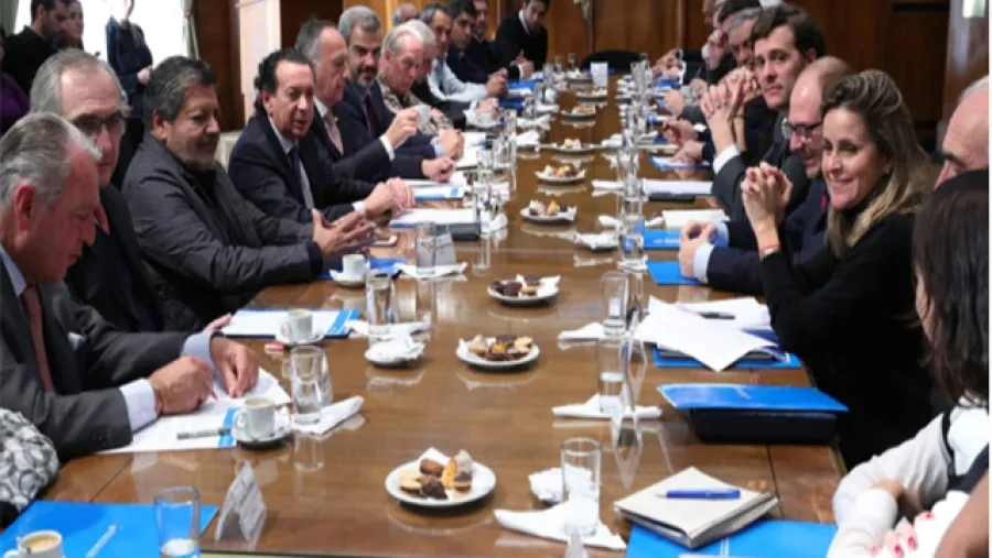 Sindicalistas transmitieron al gobierno sus dudas por el acuerdo Mercosur-Unión Europea Sindicalistas transmitieron al gobierno sus dudas por el acuerdo Mercosur-Unión Europea