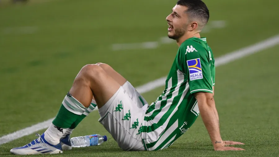 Un campeón del mundo, fracturado: Guido Rodríguez se lesionó en un entrenamiento