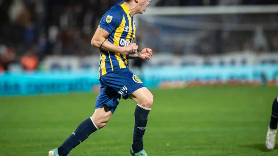 Rosario Central festejó en el Bosque platense con el interinato de Matías Lequi Rosario Central festejó en el Bosque platense con el interinato de Matías Lequi