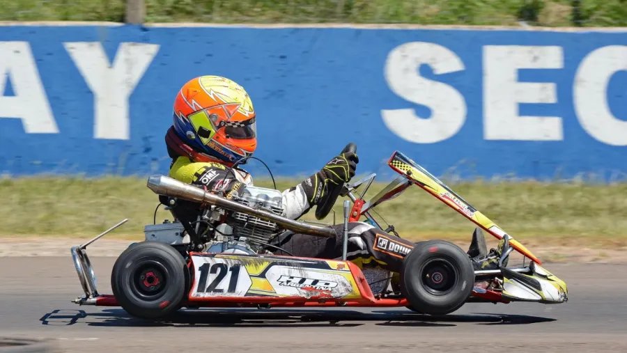 El “Gurí” Martínez fue uno de los ganadores en la vuelta del karting entrerriano
