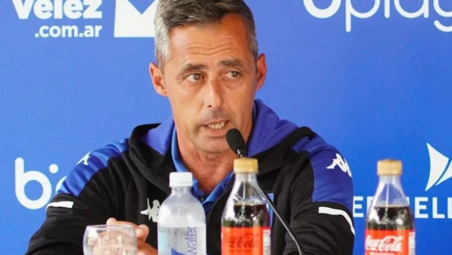 Suspendieron Racing-Vélez por la muerte de Hernán “Palito” Manrique Suspendieron Racing-Vélez por la muerte de Hernán “Palito” Manrique