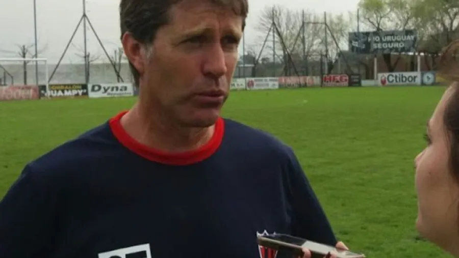 “Los entrenadores en el fútbol argentino están totalmente abandonados”, disparó Orcellet