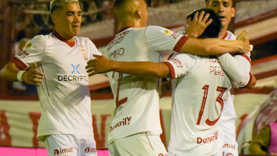 Huracán lo revirtió ante Banfield para seguir cerca de la cima de la Liga Profesional