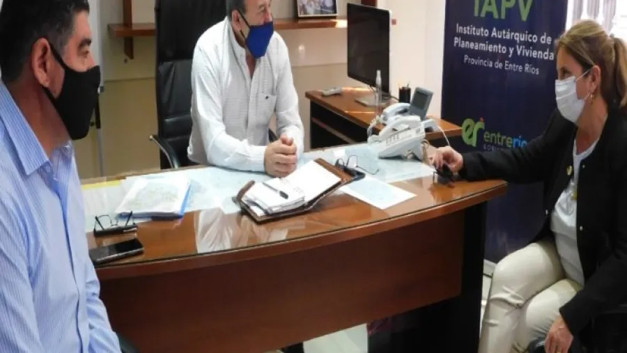 Gestionan nuevas viviendas para comunas y juntas de gobiernos del departamento Diamante