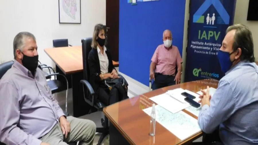 La provincia trabaja en soluciones habitacionales para Primero de Mayo