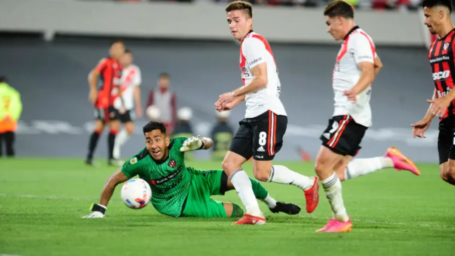 Ibáñez: “Yo me equivoqué, es cierto y lo asumo, pero somos el último equipo de la tabla”