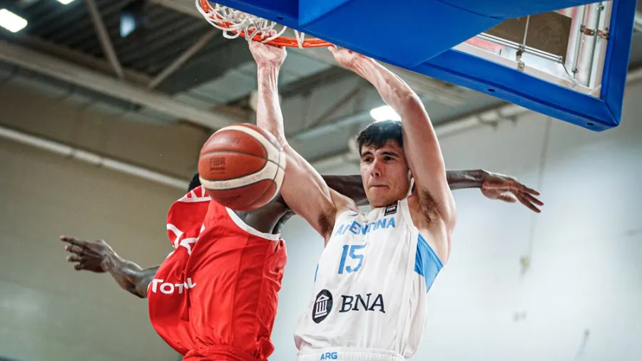 Un agónico triple le dio a la Argentina el pase a cuartos de final del Mundial U19 Un agónico triple le dio a la Argentina el pase a cuartos de final del Mundial U19