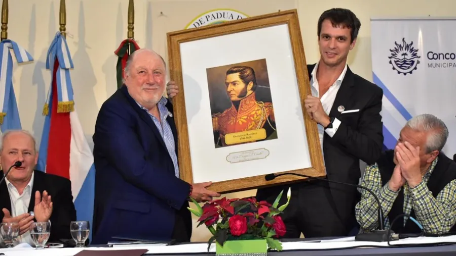 Busti, Cresto, Lauritto