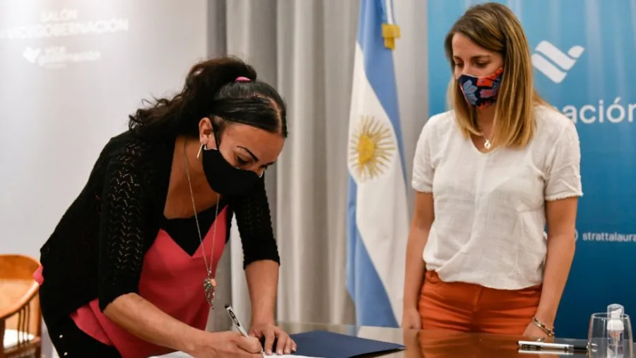 El Senado entrerriano incorporó a la primera mujer trans a su equipo de trabajo