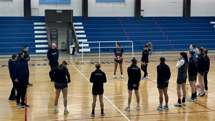 Con presencia entrerriana, “Las Gigantes” se pusieron en marcha para la Americup