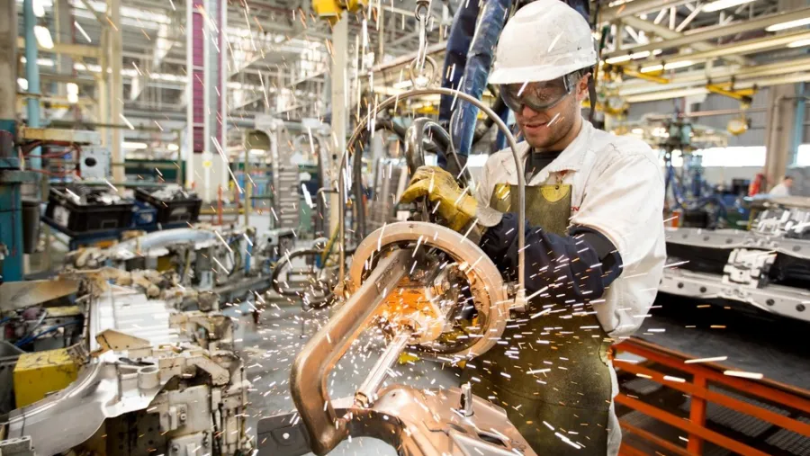 Las empresas pymes argentinas siguen reclamando por una reducción de impuestos. Las empresas pymes argentinas siguen reclamando por una reducción de impuestos.