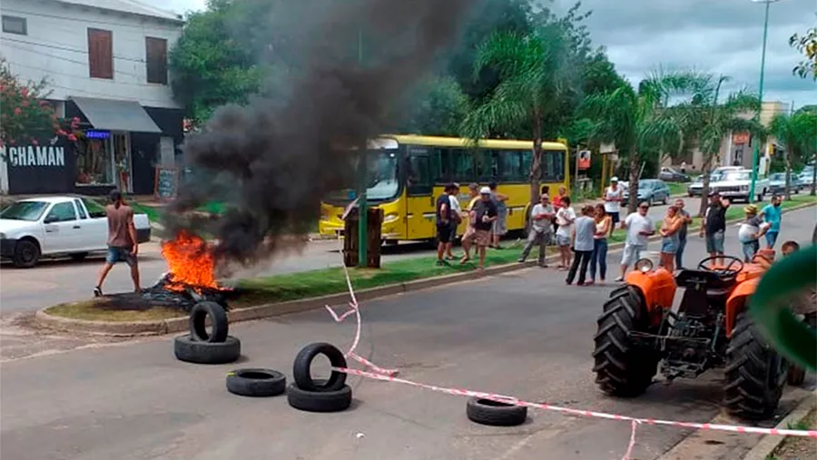 Cansados de la inseguridad, los vecinos protestaron en Gualeguaychú y cortaron un importante bulevar en la mañana de ayer.