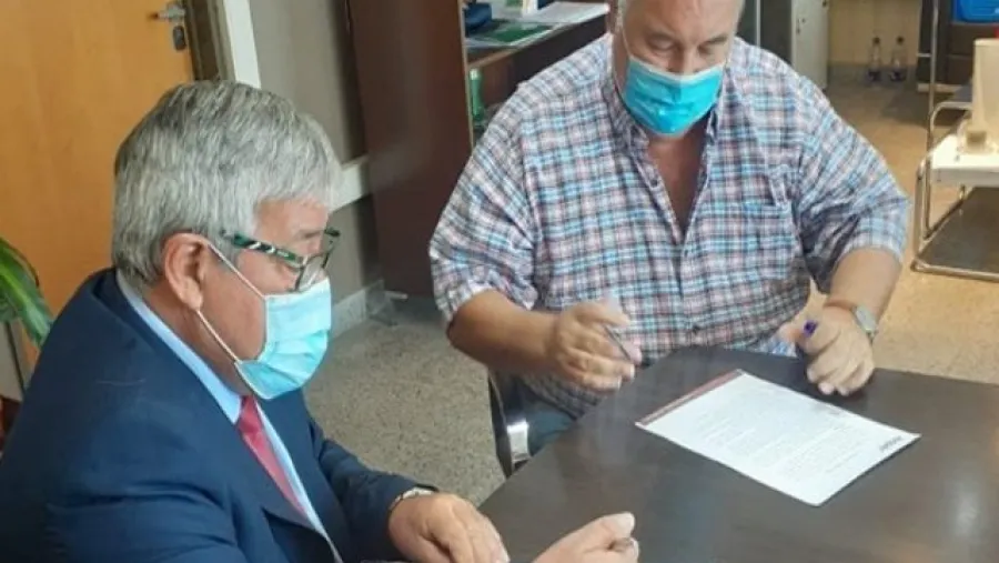 Iosper y Femer firmaron el acta acuerdo y se restituye la atención a los afiliados Iosper y Femer firmaron el acta acuerdo y se restituye la atención a los afiliados