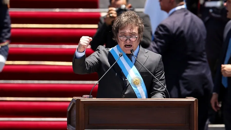 El Presidente confirmó que presentará el Presupuesto 2025 en el Congreso, el lunes 16 de septiembre. El Presidente confirmó que presentará el Presupuesto 2025 en el Congreso, el lunes 16 de septiembre.