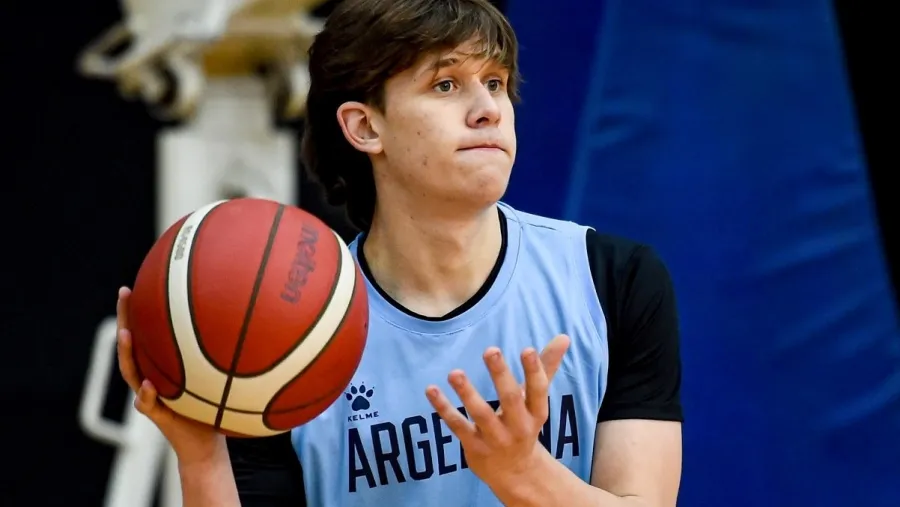 El crespense Joaquín Folmer entrenará con la preselección argentina U17 de básquetbol