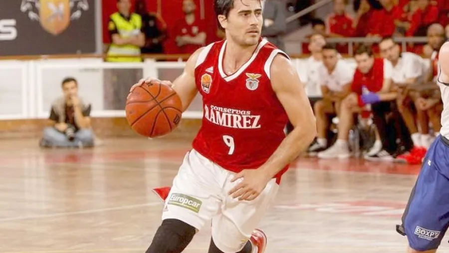 “En Colombia no están acostumbrados a jugar con tantos sistemas”, avisó Juan Cantero