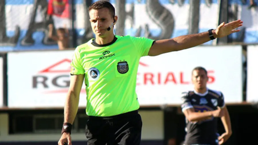 Primera Nacional: Juan Pafundi será el árbitro de Quilmes-Patronato