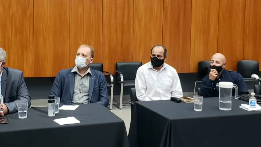 Robles, Winderholler y Waigel con sus abogados