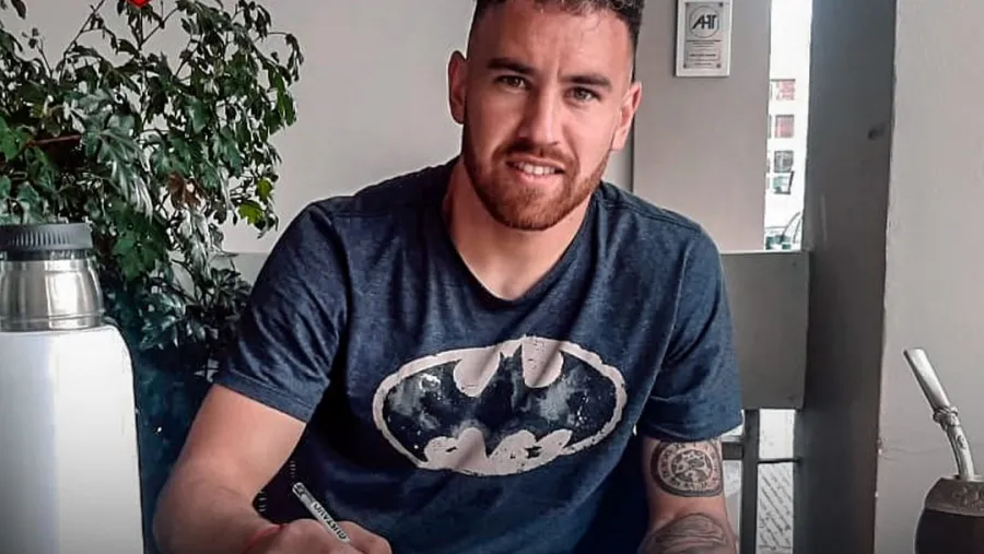 Junior Arias llegó a Paraná y Patronato anunció oficialmente su incorporación