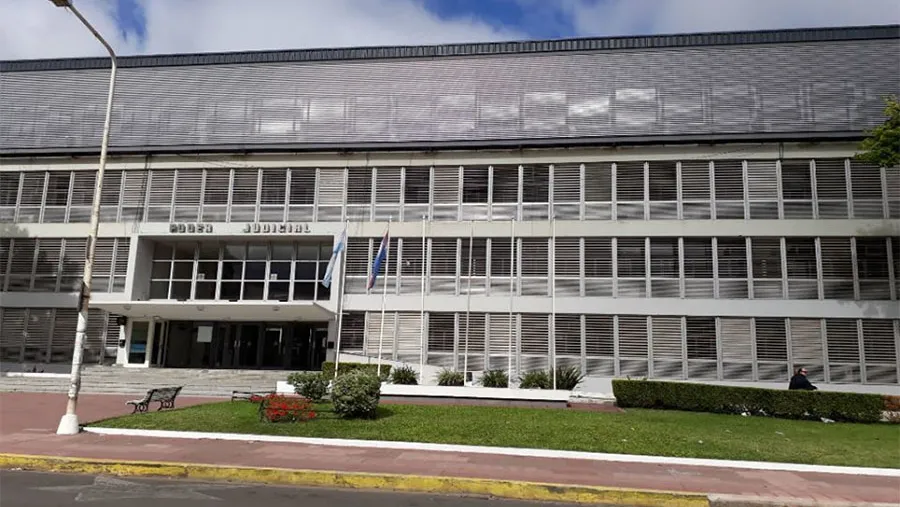 El Ministerio Público de la Defensa garantiza el servicio de Justicia a través de teléfonos de emergencias, entre otras medidas.