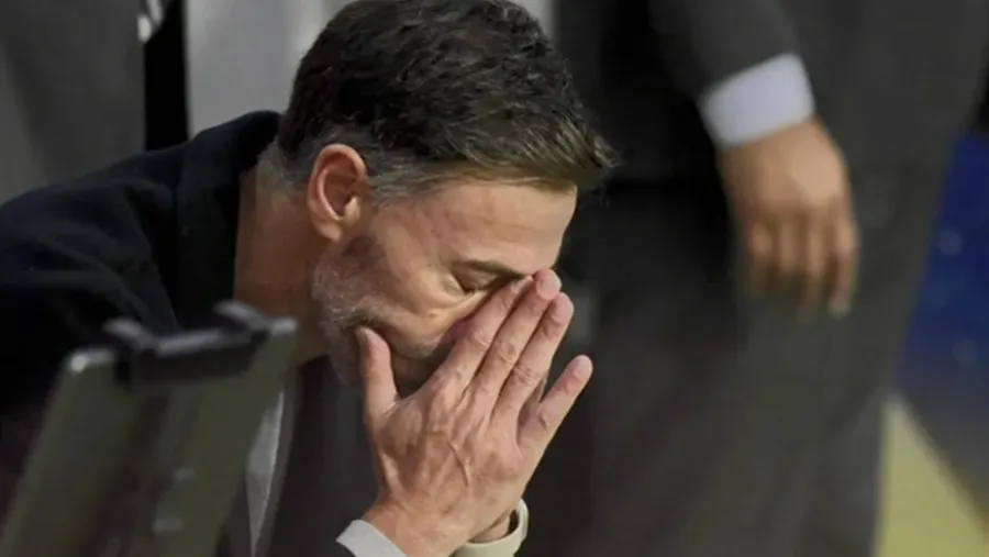 González González