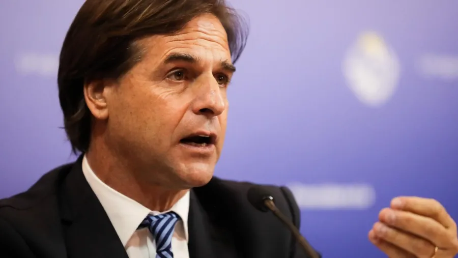 Uruguay volverá a un “cierre parcial de fronteras”