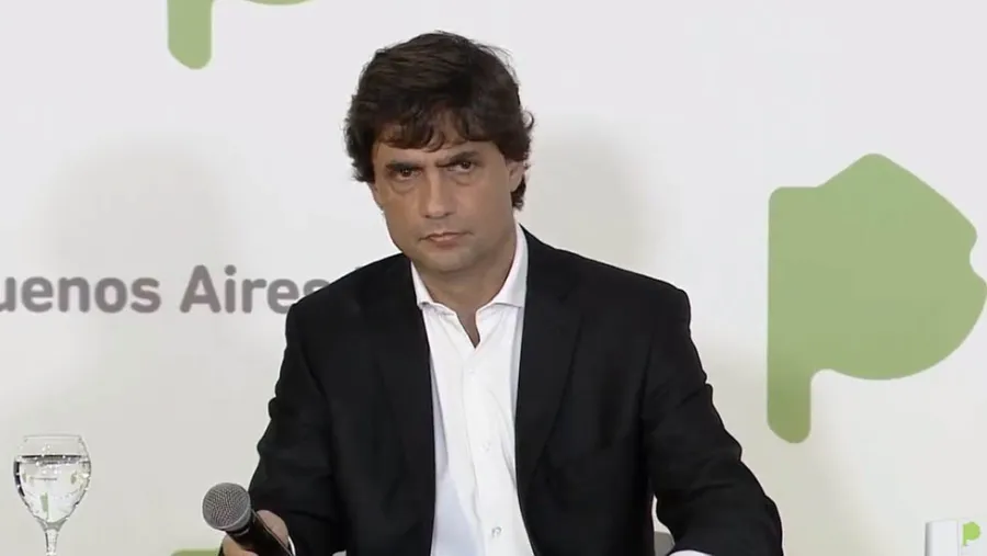 El actual ministro de Economía de la provincia de Buenos Aires, Hernán Lacunza, reemplazará a Nicolás Dujovne en el Ministerio de Hacienda de la Nación. El actual ministro de Economía de la provincia de Buenos Aires, Hernán Lacunza, reemplazará a Nicolás Dujovne en el Ministerio de Hacienda de la Nación.