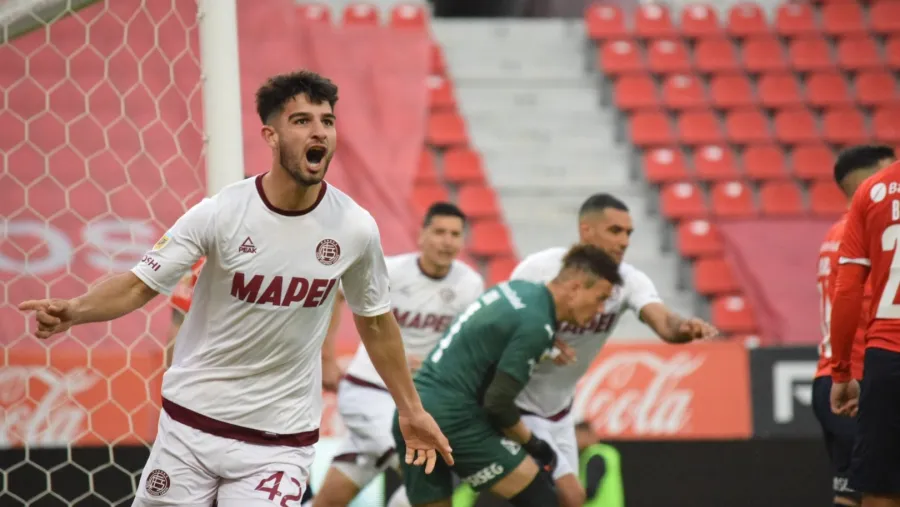 Con un hombre menos, Lanús le ganó a Independiente para ser el dueño exclusivo de la cima