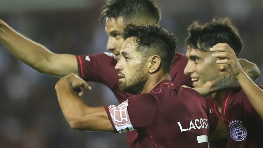 Copa Sudamericana: Lanús goleó en su debut y viajará con tranquilidad a Ecuador