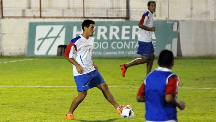 Pablo Lencioni y Leandro Ledesma son las flamantes incorporaciones de Atlético Paraná