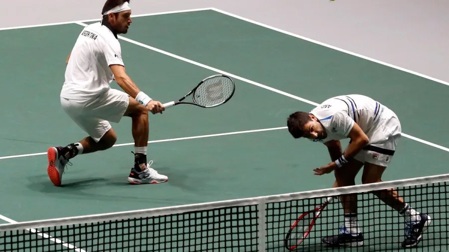 Argentina también cayó en el dobles y quedó al borde de la eliminación en la Copa Davis