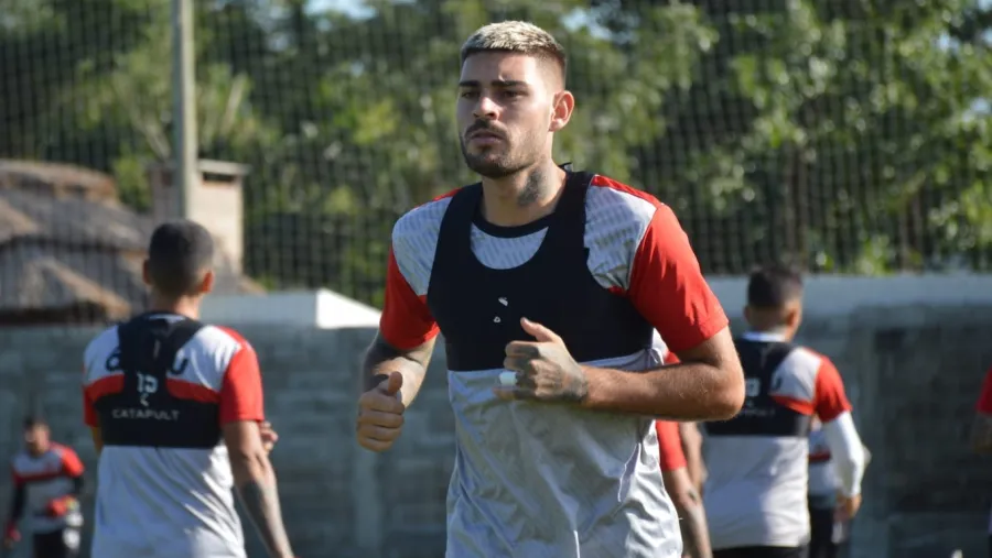 Copa de la Liga Profesional: Leonel Mosevich prepara su regreso a la zaga de Patronato