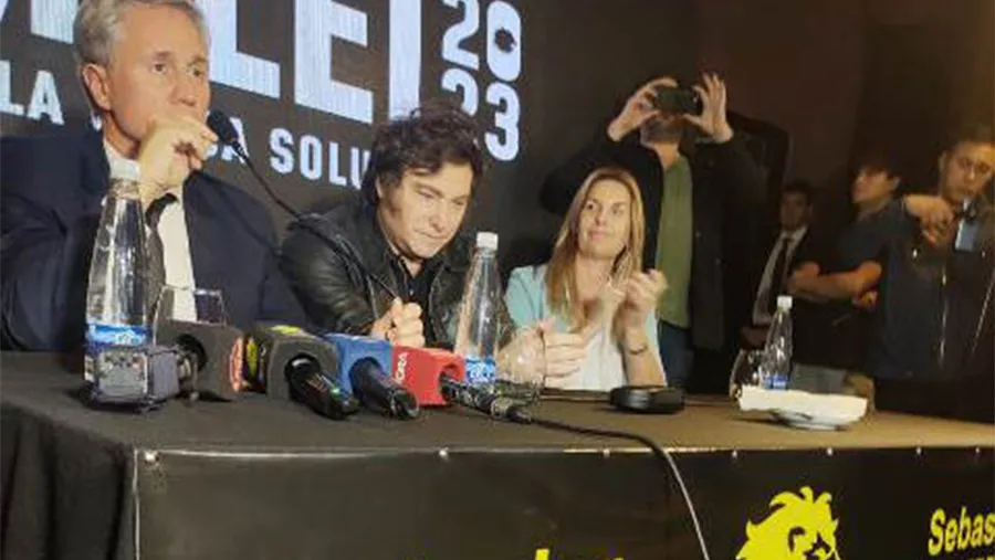 La Libertad Avanza también tiene un capítulo en la Justicia entrerriana por una denuncia por supuesta falsificación de firmas. La Libertad Avanza también tiene un capítulo en la Justicia entrerriana por una denuncia por supuesta falsificación de firmas.