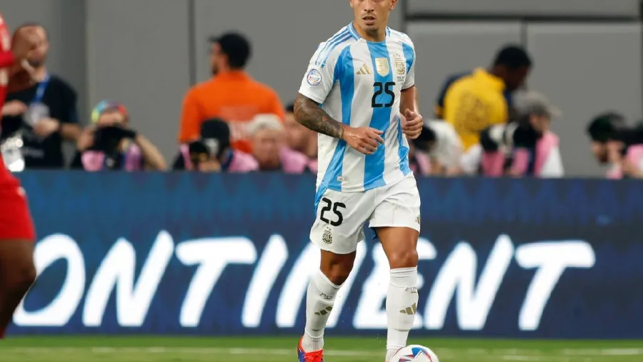 Lisandro Martínez Lisandro Martínez