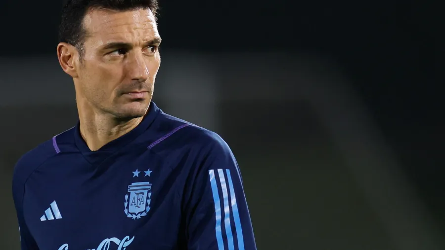 “Nos deja satisfechos el trabajo de Macherano y de todos los chicos”, expresó Scaloni “Nos deja satisfechos el trabajo de Macherano y de todos los chicos”, expresó Scaloni
