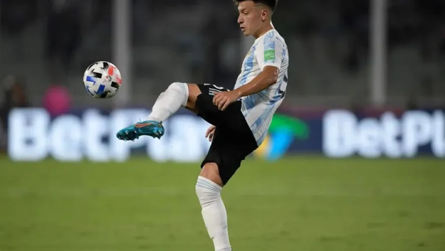 Desafectaron a Lautaro Martínez y al entrerriano Lisandro Martínez de la convocatoria