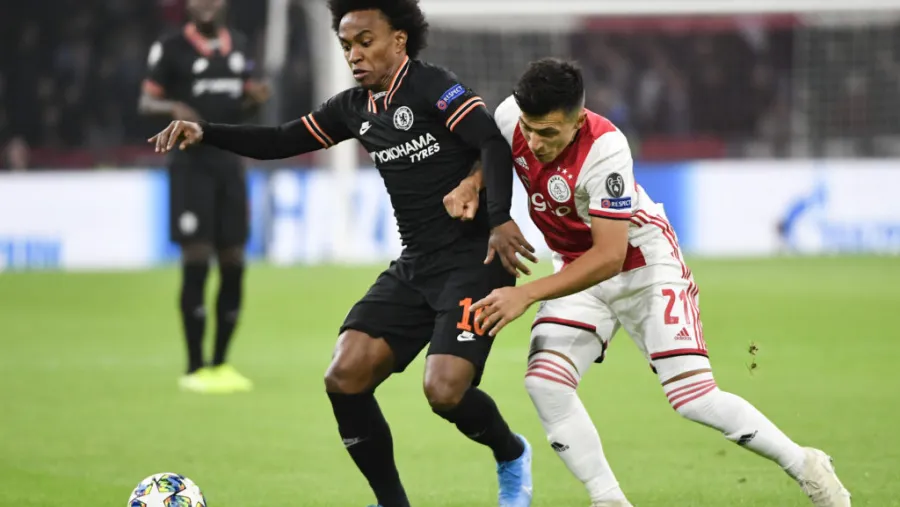 El entrerriano Lisandro Martínez fue titular en la derrota de Ajax ante Chelsea