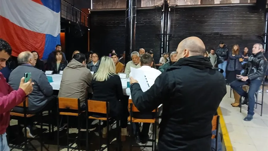 En Paraná se realizó la Asamblea de Dirigentes Liberales Libertarios que tiene expansión provincial. El próximo encuentro será en 15 días en la ciudad de Villaguay.