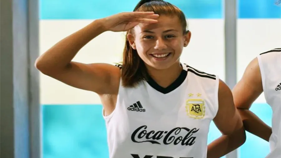 Loana Bernhard: “El apoyo de mis compañeras fue fundamental para no agachar la cabeza”