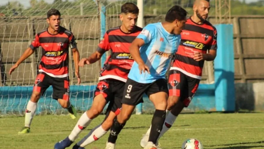 Fútbol: Belgrano y Argentino golearon para instalarse entre los ocho mejores