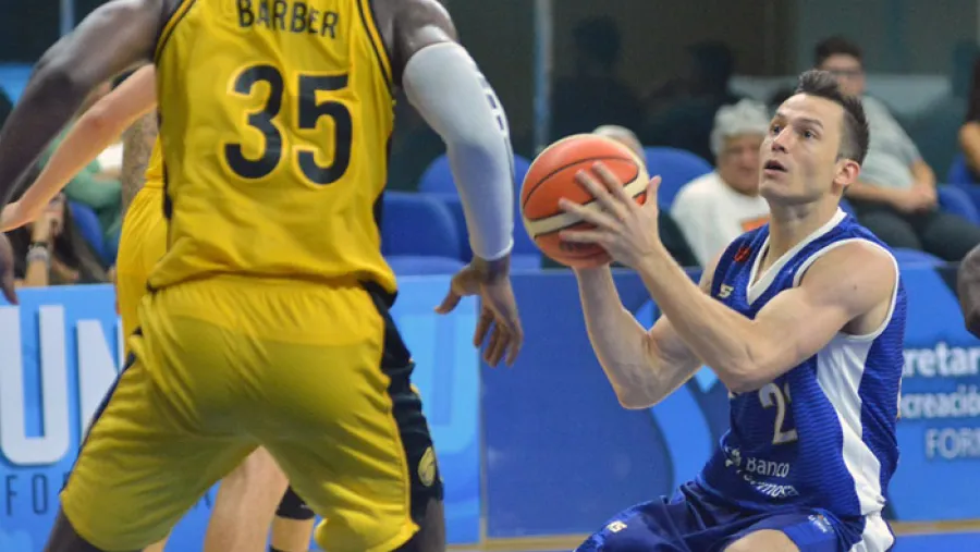 Estudiantes de Concordia sumó a Lucas Pérez y cortó a Dyllon Hudson-Emory